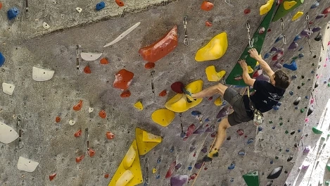 Boulder - Climbing Gym